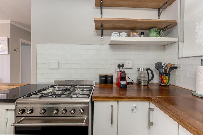 To Let 2 Bedroom Property for Rent in Sea Point Western Cape